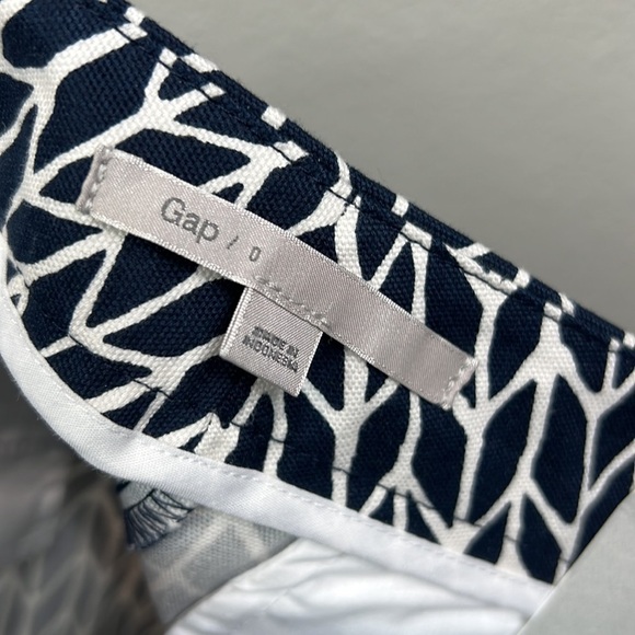 NWT Banana Republic Clean Front Shorts Modern Navy 0 - Picture 7 of 9